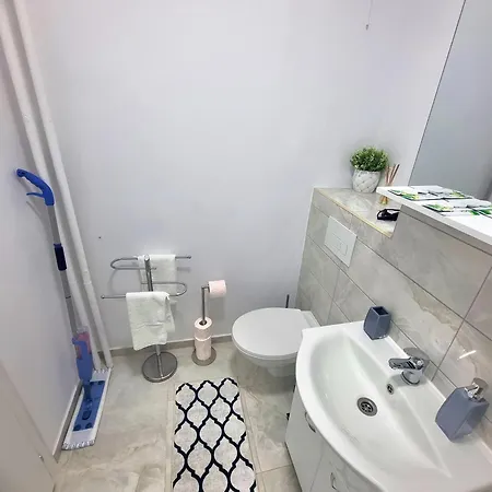 Modern - Near Aquapark Amazonia And Hospitals Babes And Cardiology * Temeşvar