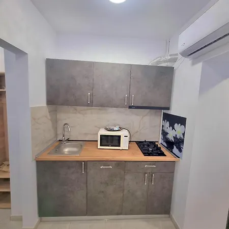 Διαμέρισμα Modern - Near Aquapark Amazonia And Hospitals Babes And Cardiology