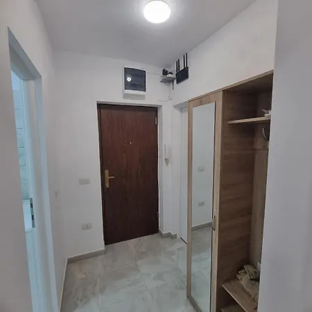 Modern - Near Aquapark Amazonia And Hospitals Babes And Cardiology