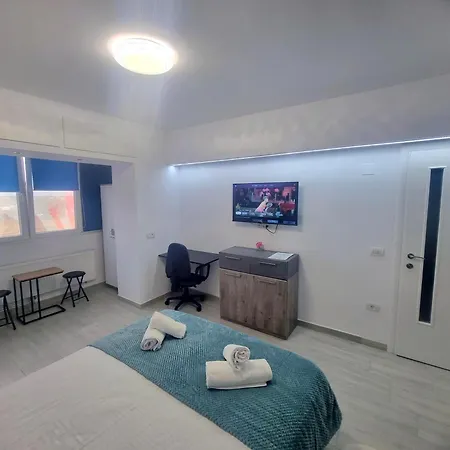 Modern - Near Aquapark Amazonia And Hospitals Babes And Cardiology