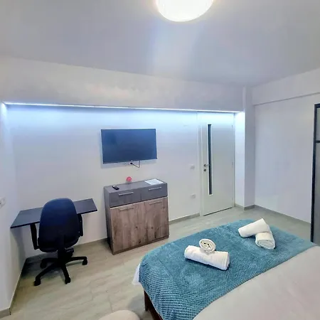 Διαμέρισμα Modern - Near Aquapark Amazonia And Hospitals Babes And Cardiology