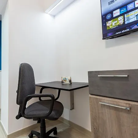 Modern - Near Aquapark Amazonia And Hospitals Babes And Cardiology