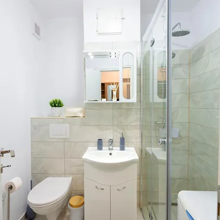 Διαμέρισμα Modern - Near Aquapark Amazonia And Hospitals Babes And Cardiology *