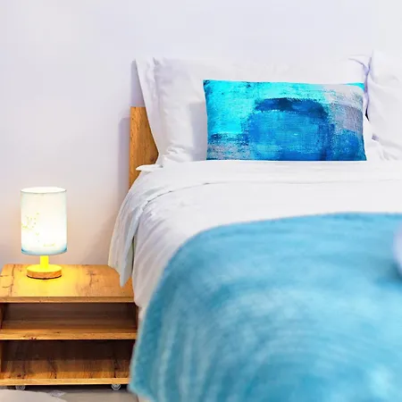 Modern - Near Aquapark Amazonia And Hospitals Babes And Cardiology *