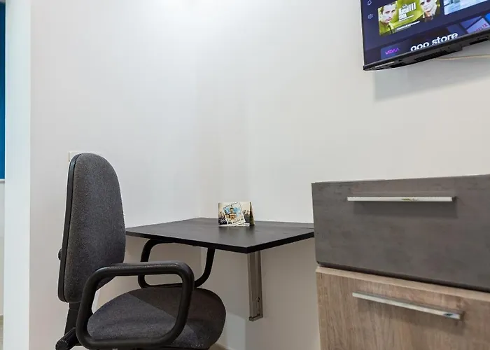 Modern - Near Aquapark Amazonia And Hospitals Babes And Cardiology